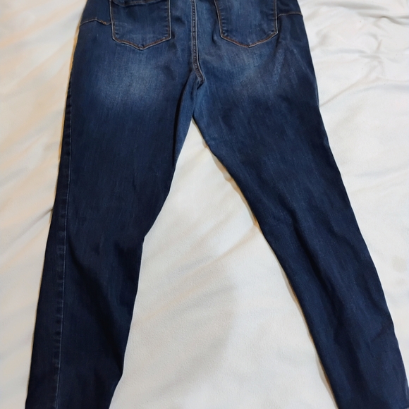 Classic Blue Skinny Jeans for Women - Picture 6 of 9